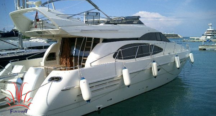 funshaft Azimut 58 Rental
