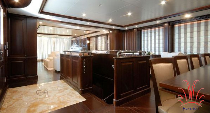 funshaft Benetti 120 Rental