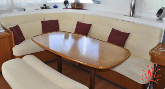 funshaft Lagoon 48 Rental